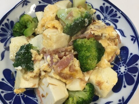 簡単主菜！ブロッコリーの豆腐チャンプルー